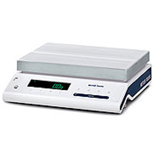 ME4002E電子分析天平，4200g，0.01g